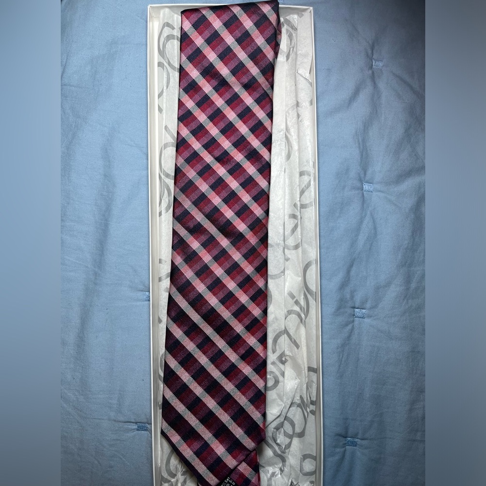 Hugo Boss Men’s 100% Silk Tie Made in Italy Brand New - Picture 2 of 6